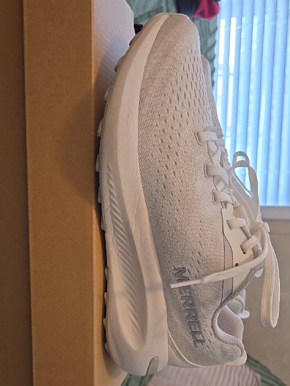Merrell Women's White Morphlite White & Gray Athletic Sneakers Size 9 - Picture 2 of 9